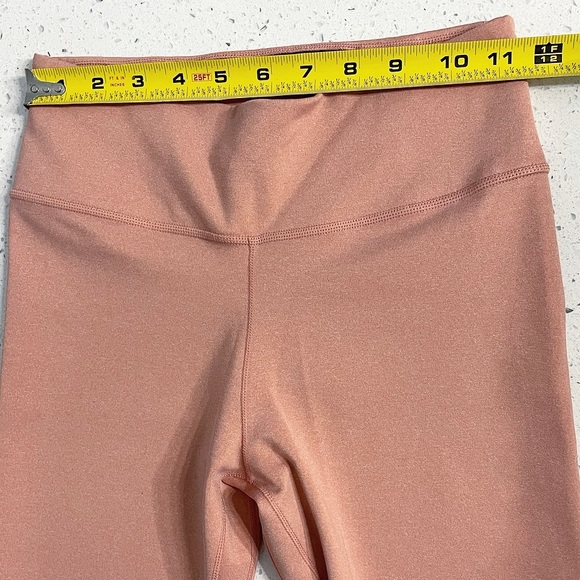 Nike Dri-Fit Crop Leggings Pink/Peach/Muave Women’s S Capri Yoga Pants - Picture 3 of 6